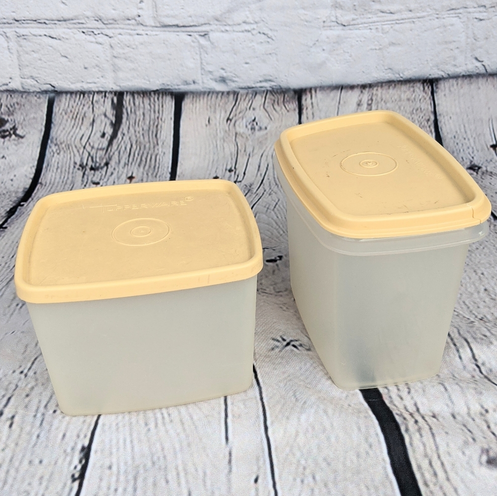 Vintage Tupperware Container Lot - Picture 4 of 5